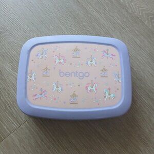 GREAT CONDITION UNICORN BENTGO LUNCH BOX!!!